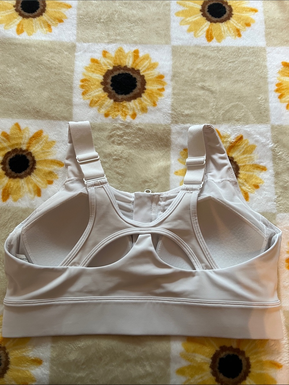 Yvette High Support Zip Sports Bra - large - Picture 6 of 16